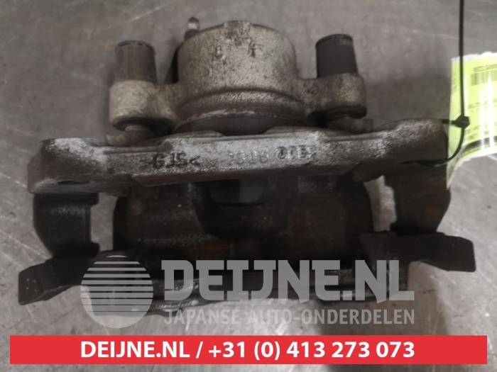 Toyota Aygo X Remklauw (Tang) links-voor O572208