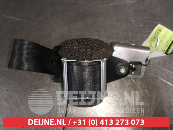 Toyota Avensis Veiligheidsgordel links-achter O572357