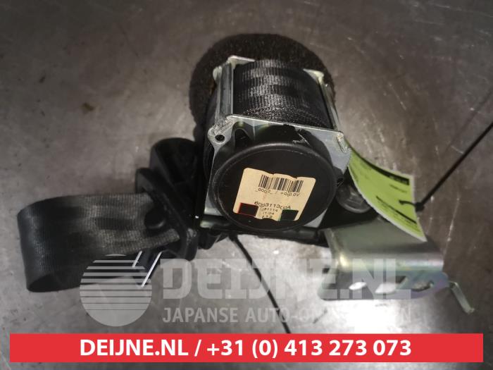 Toyota Avensis Veiligheidsgordel rechts-achter O572358