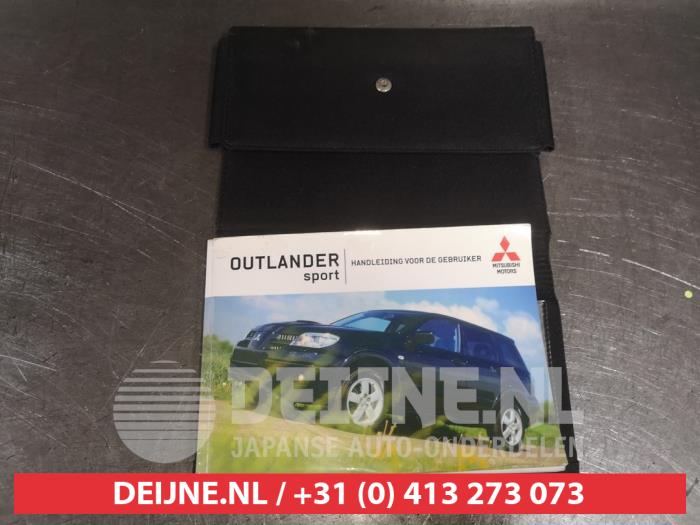 Mitsubishi Outlander Instructie Boekje O572487
