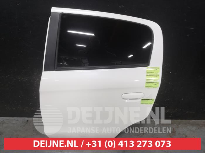 Mitsubishi Space Star Tür 4-türig links hinten O572525
