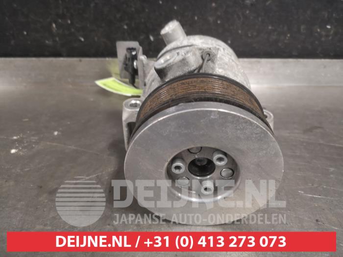 Gebruikte Pomp Airco Suzuki Vitara (LY/MY) 1.4 Booster Jet Turbo 16V SHVS Prijs € 150,00 Margeregeling aangeboden door V.Deijne Jap.Auto-onderdelen BV