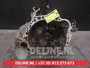 Toyota Avensis Gearbox O572668 photo 2