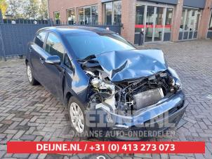 Kia Rio Türscheibe 4-türig rechts vorne O572651 foto 3