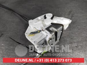 Suzuki Swift Türschlossmechanik 2-türig rechts O573023 foto 2