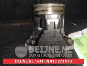 Lexus IS Throttle body O573050 photo 2