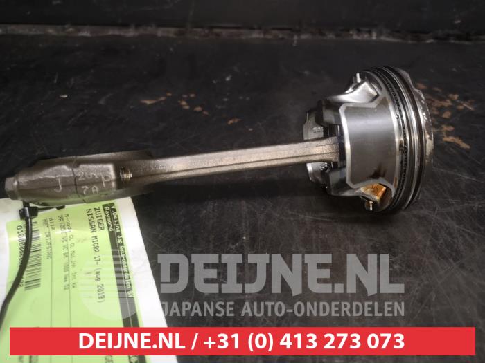 Gebruikte Zuiger Nissan Micra (K14) 1.0 12V Prijs € 50,00 Margeregeling aangeboden door V.Deijne Jap.Auto-onderdelen BV
