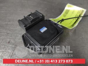 Toyota Corolla Verso Kachel Weerstand O573407 foto 2