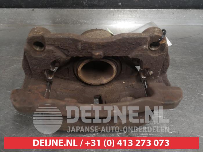 Nissan Qashqai Bremszange rechts vorne O573619