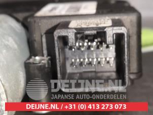 Nissan Murano Schiebedach Motor O573662 foto 2