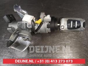 Kia Picanto Ignition lock + key O573919 photo 3