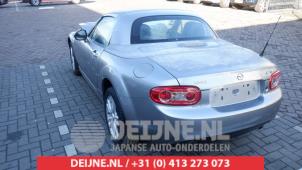 Mazda MX-5 Abdeckplatte Cabriodach O573933 foto 3