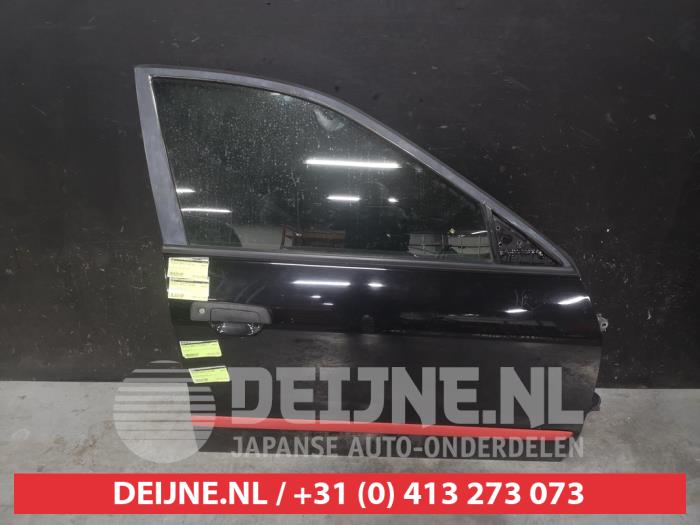 Mitsubishi Galant Portier 4Deurs rechts-voor O573995