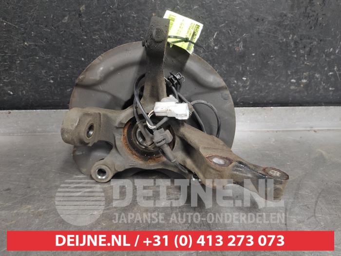 Mitsubishi Space Star Achsschenkel links vorne O574356