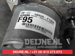 Kia Sportage ABS pump O574585 photo 2