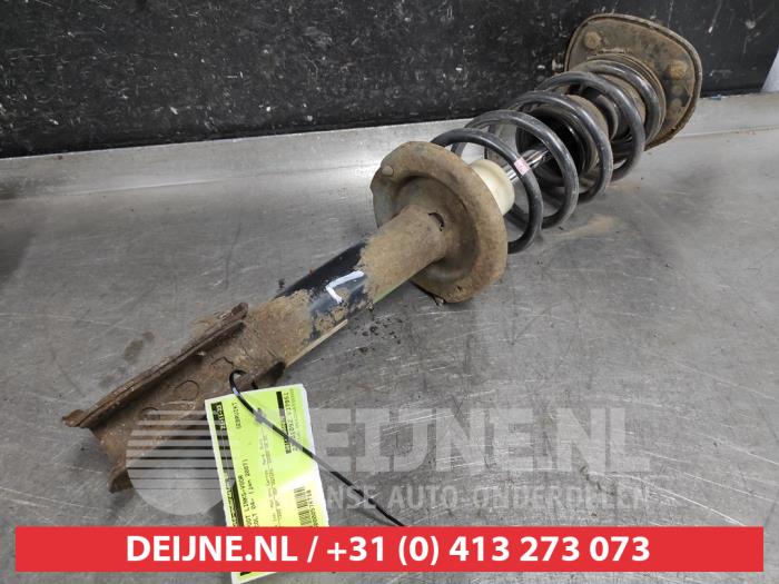 Mitsubishi Colt Schokdemperpoot links-voor O574718