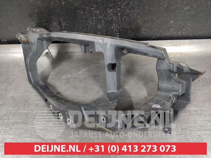 Mitsubishi Colt Carrosserie Hoek rechts-voor O574810