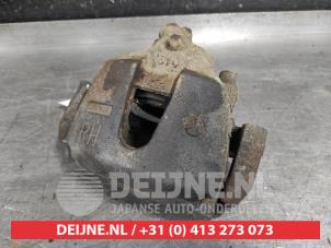 Mazda 5 Front brake calliper, right O574876 photo 2