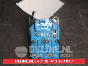 Kia Picanto Combischakelaar ramen O575074 foto 2