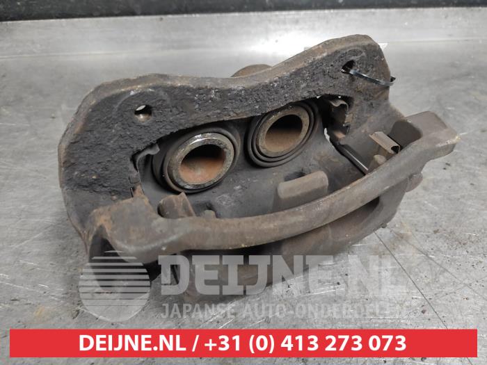 Kia Sorento Front brake calliper, right O575119