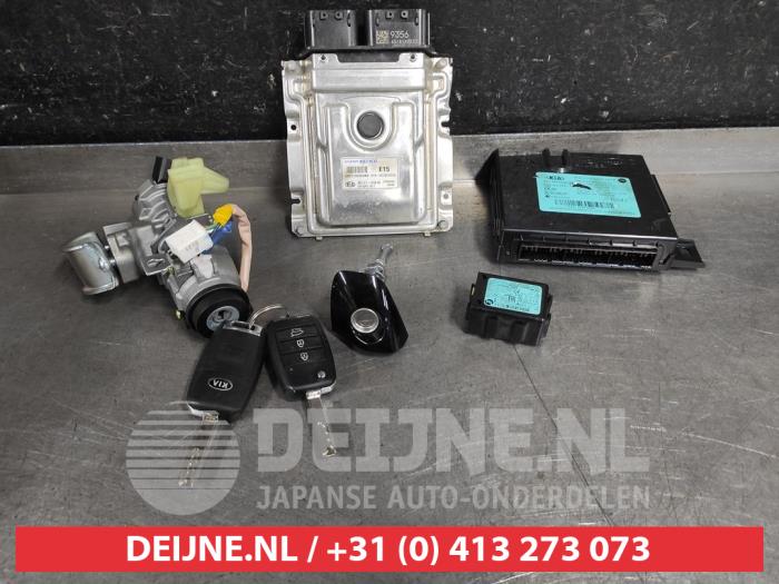 Kia Rio Computer Motormanagement O575143