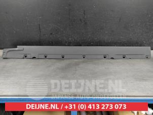 Suzuki Swift Seitenschürze rechts O575491 foto 2