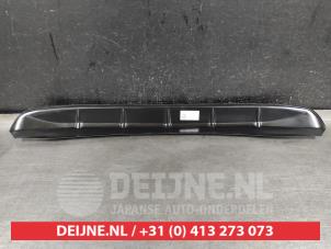 Suzuki Alto Bumperlijst midden-achter O575525 foto 2