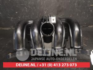 Toyota Yaris Inlaatspruitstuk O575603 foto 3