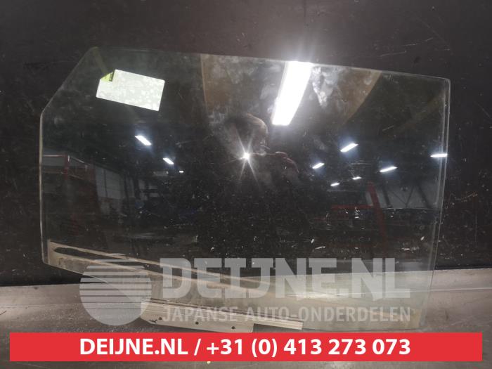 Toyota Auris Portierruit 4Deurs rechts-achter O575649