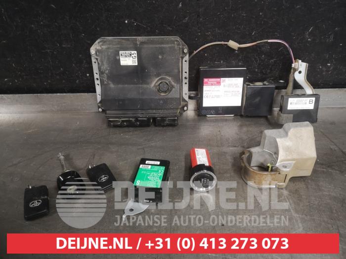 Computer Motormanagement Toyota RAV4 (A3), 2005 / 2012 2.2 D-4D-F 16V 4x4, Jeep/SUV, Diesel, 2.231cc, 110kW (150pk), 4x4, 2ADFTV; 2ADFHV, 2008-12 / 2013-06, ALA30 (Gebruikt)
