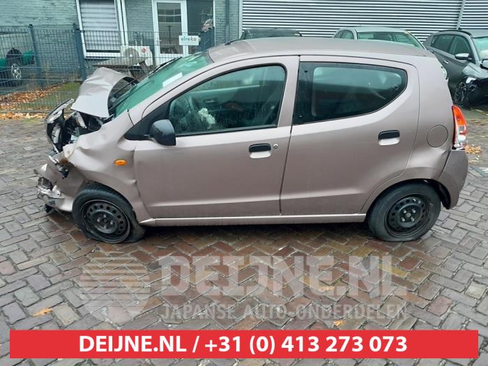 Suzuki Alto Portierruit 4Deurs links-achter O575760