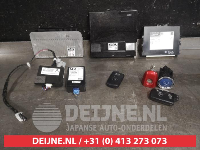 Toyota Auris Slotenset Cilinder (compleet) O575846