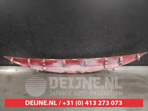 Toyota Auris Tailgate handle O575854 photo 2