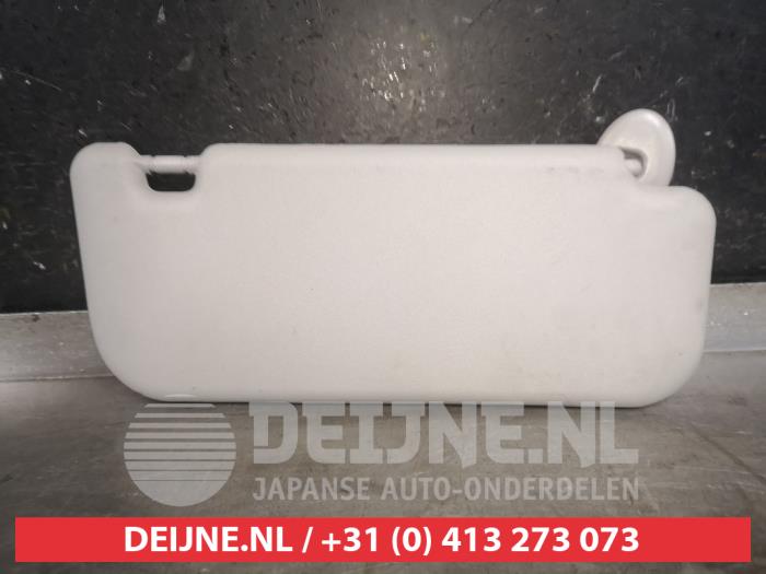 Toyota Yaris Sun visor O575963