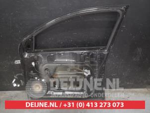 Nissan Qashqai+2 Front door 4-door, right O576040 photo 3