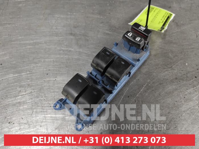 Toyota Avensis Kombischalter Fenster O576141