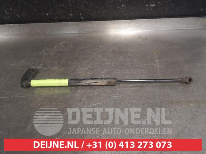 Toyota Avensis Gasdämpfer links hinten O576441