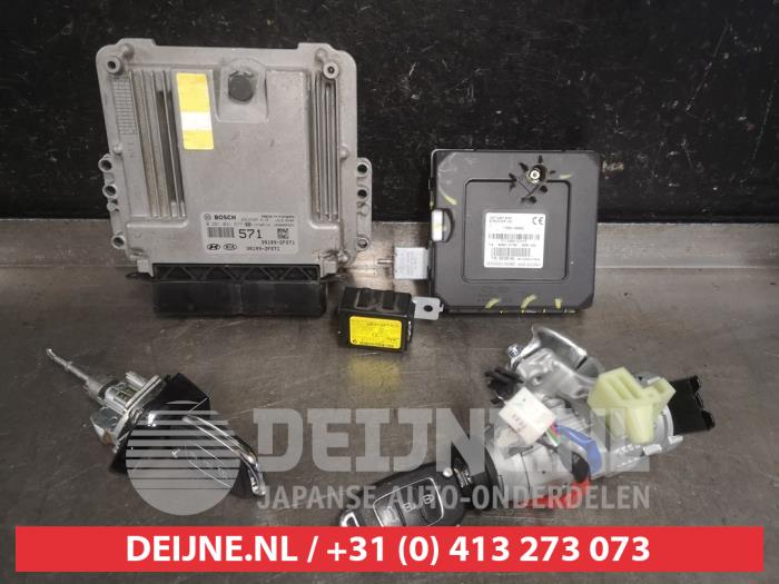 Hyundai Tucson Ignition lock + key O576544