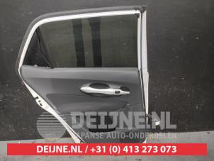 Toyota Auris Portier 4Deurs links-achter O576621 foto 2