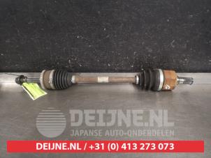 Gebruikte Aandrijfas links-voor Hyundai i10 1.0 12V Prijs € 100,00 Margeregeling aangeboden door V.Deijne Jap.Auto-onderdelen BV