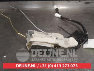 Suzuki Wagon R+ Front door lock mechanism 4-door, right O576882 photo 2
