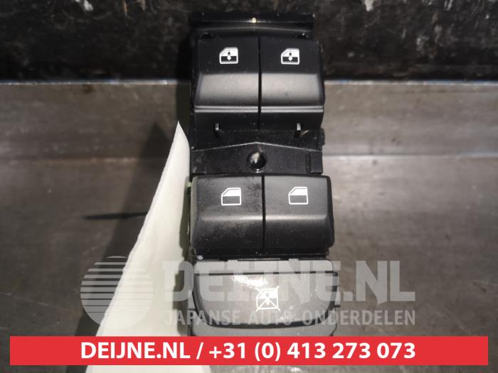 Kia Ceed Sportswagon Combischakelaar ramen O576921