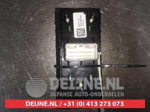 Kia Ceed Sportswagon Multi-functional window switch O576921 photo 2