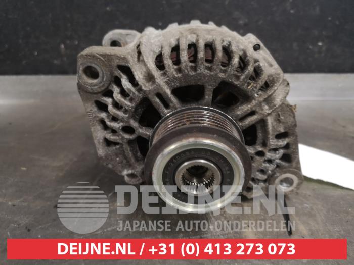 Gebruikte Dynamo Kia Carens III (FG) 2.0i CVVT 16V Prijs € 35,00 Margeregeling aangeboden door V.Deijne Jap.Auto-onderdelen BV