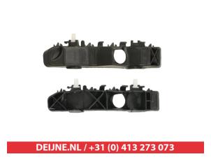 Nieuwe Bumpersteun links-voor Kia Picanto Prijs € 18,15 Inclusief btw aangeboden door V.Deijne Jap.Auto-onderdelen BV