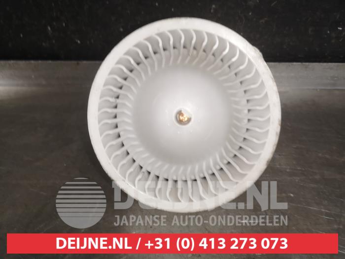Kia Ceed Sportswagon Kachel Ventilatiemotor O577255
