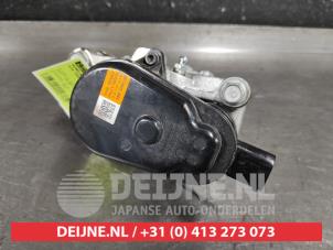 Kia Ceed Sportswagon Rear brake calliper, left O577333 photo 3