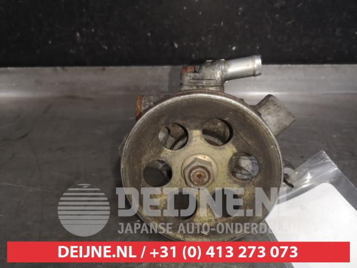 Gebruikte Servopomp Honda Civic (EJ/EK) 1.5i LS 16V Prijs € 40,00 Margeregeling aangeboden door V.Deijne Jap.Auto-onderdelen BV