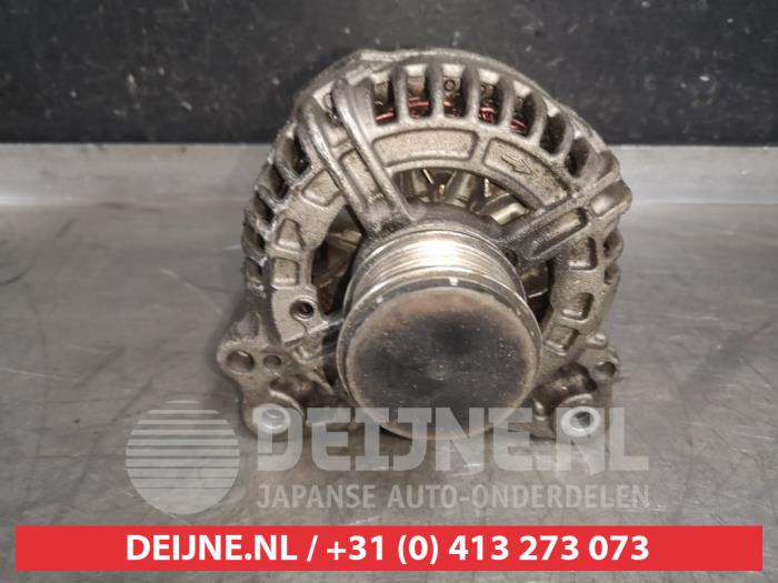 Gebruikte Dynamo Mitsubishi Outlander (CW) 2.0 DI-D 16V 4x2 Prijs € 25,00 Margeregeling aangeboden door V.Deijne Jap.Auto-onderdelen BV