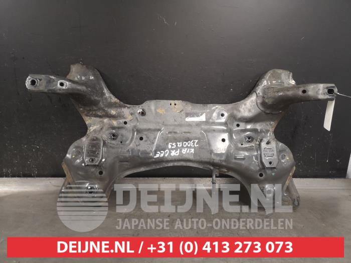 Gebruikte Subframe Kia Pro cee'd (JDB3) 1.6 GDI 16V Prijs op aanvraag aangeboden door V.Deijne Jap.Auto-onderdelen BV